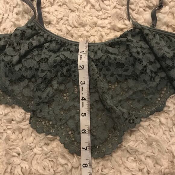 Victoria's Secret Body by Victoria Flounce Bandeau Bralette - M - Picture 4 of 6